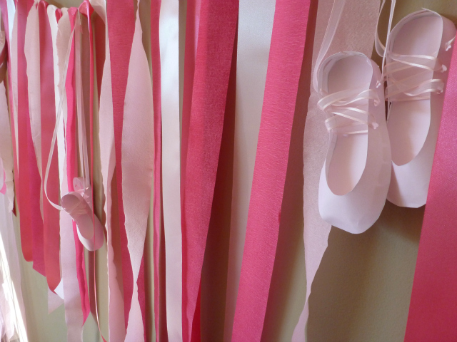 DIY-Ribbon-Wall-Tutorial