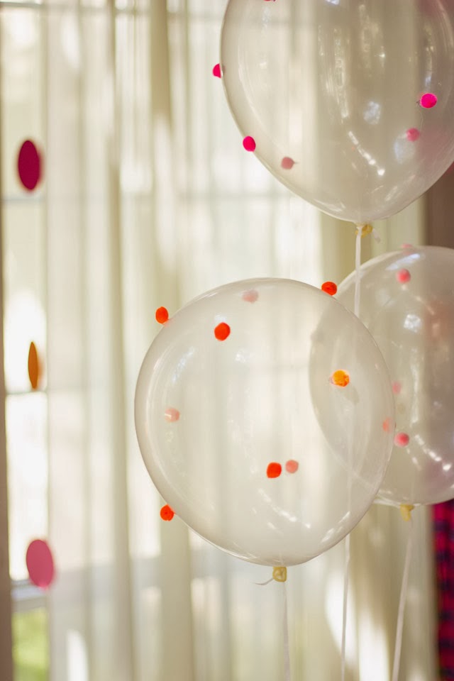 pom-pom-balloons