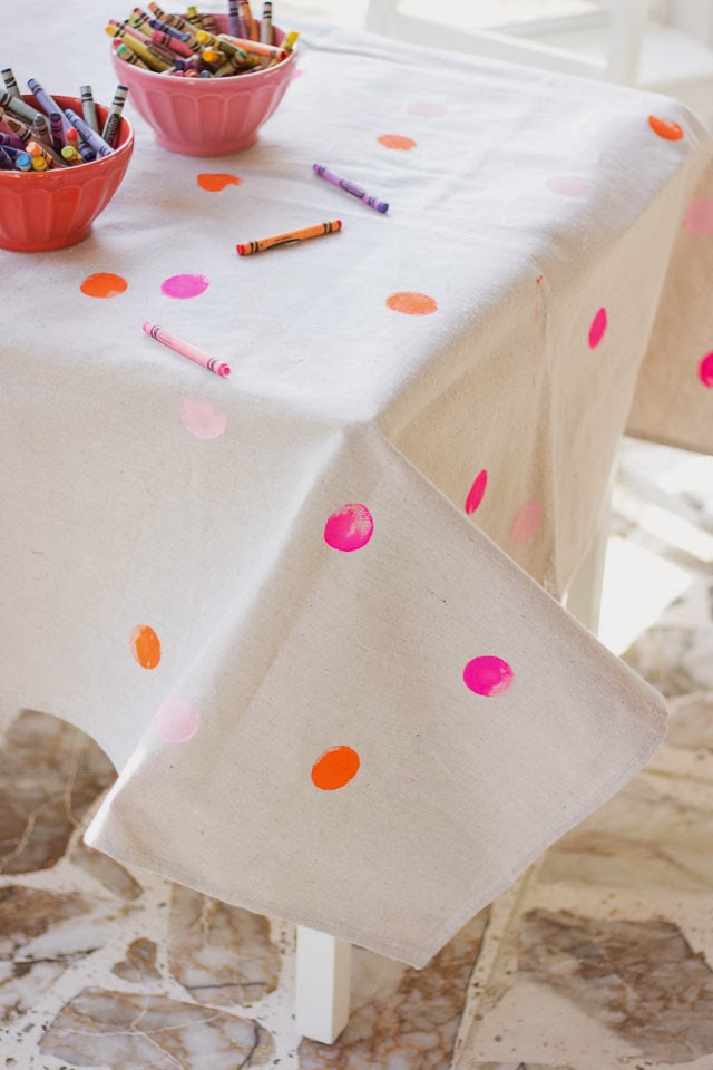 Polka dot deals tablecloth