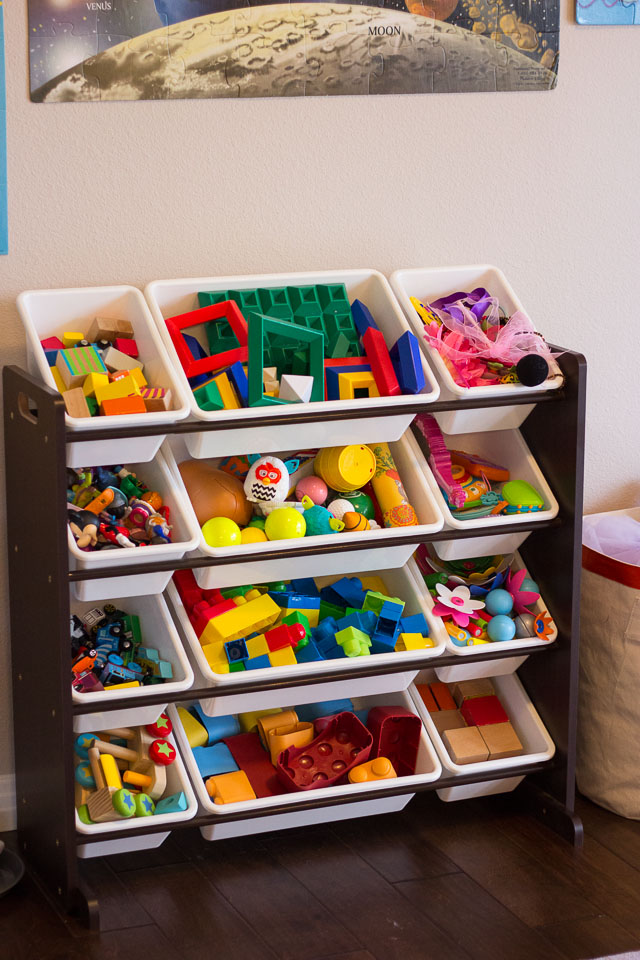Creative Storage Ideas For Toys In Small Bedrooms 