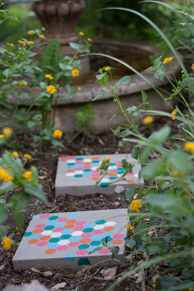 Stenciled Garden Stepping Stones