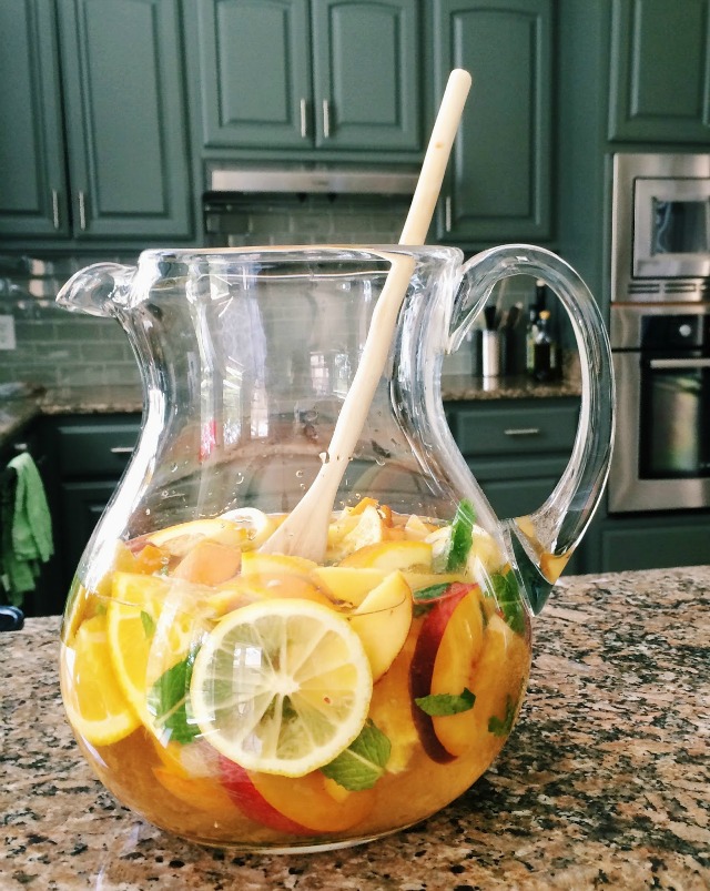 The BEST Texas Peach Sangria Recipe