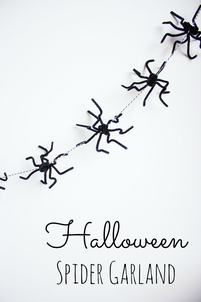 Pipe cleaners were meant to be spiders! Use them to whip of this simple Halloween spider garland in minutes. http://designimprovised.com