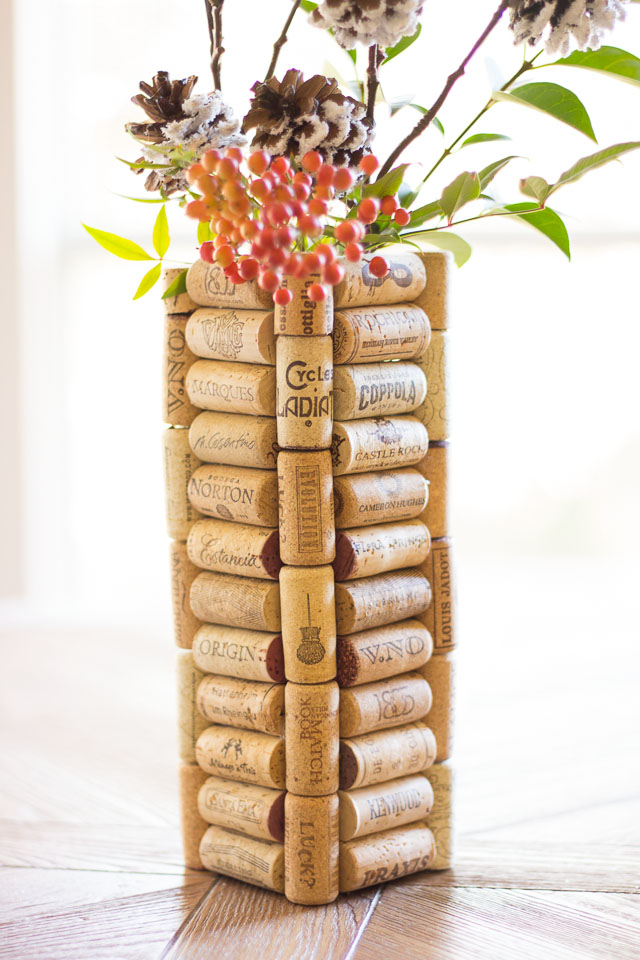 Wine cork vases - the perfect use for all those corks you've been saving! These make great gifts || http://www.designimprovised.com