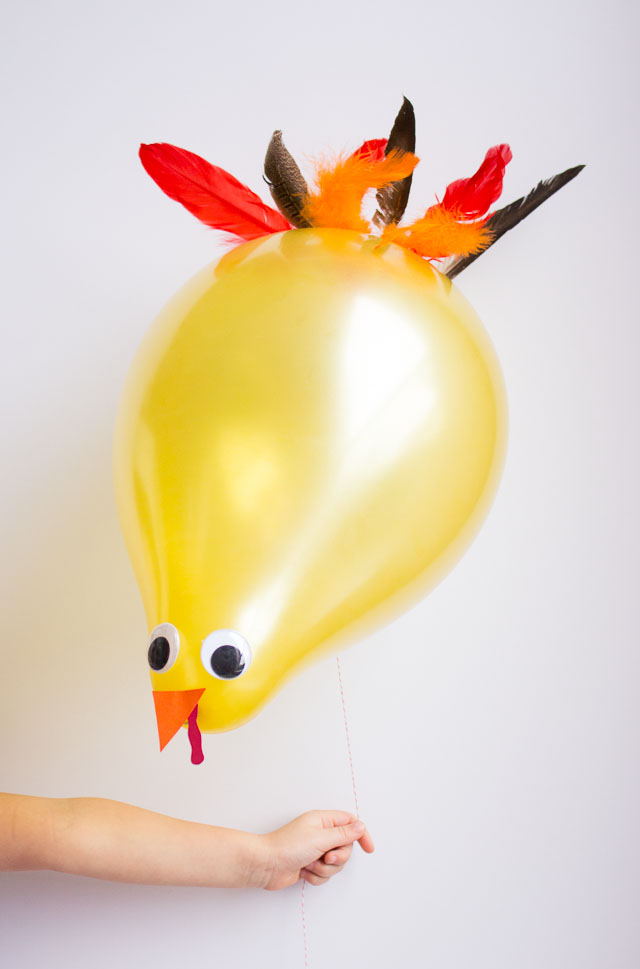 How to make Thanksgiving turkey balloons #thanksgivingballoons #turkeyballoons