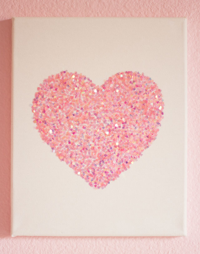 Raid your craft supplies to make this heart art for Valentine's Day or year-round! || http://www.designimprovised.com