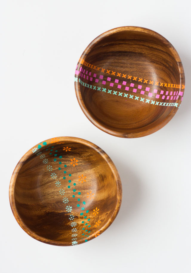 Thrifty DIY: Painted Wood Bowls