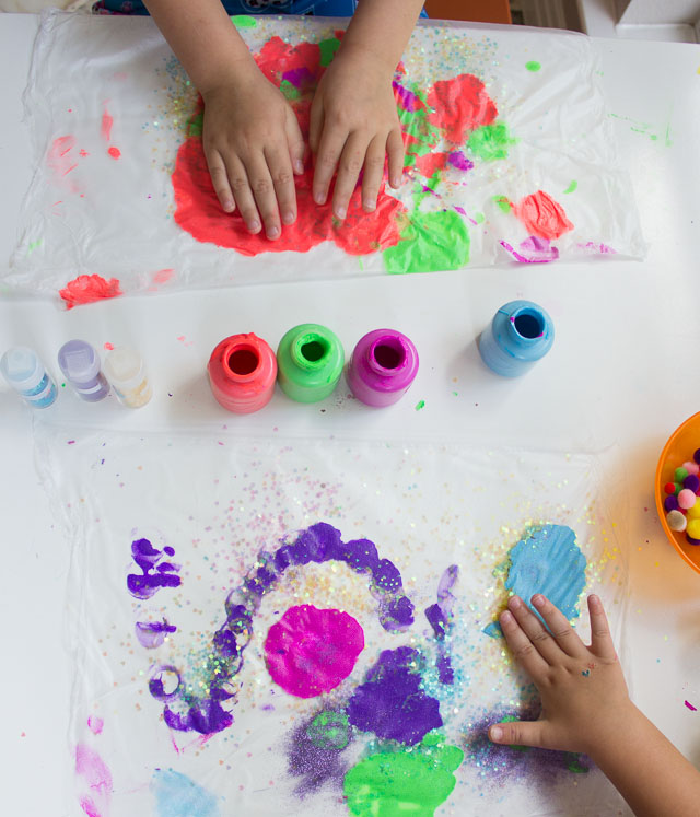 A Glitter-Filled, Mess-Free Kids Craft with Glad Press'n Seal - Design  Improvised