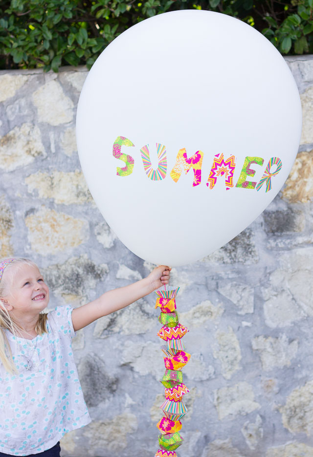 How to Decorate a Balloon with Cupcake Wrappers