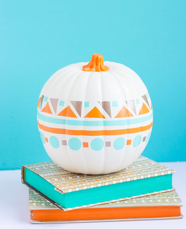Use colorful vinyl shapes to create a modern geometric pumpkin! Use colorful vinyl shapes to create a modern geometric pumpkin!