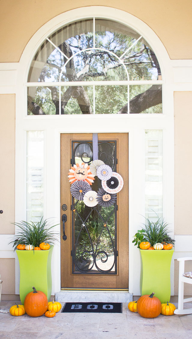 5 Steps to a Spooky Halloween Front Porch! - Design Improvised