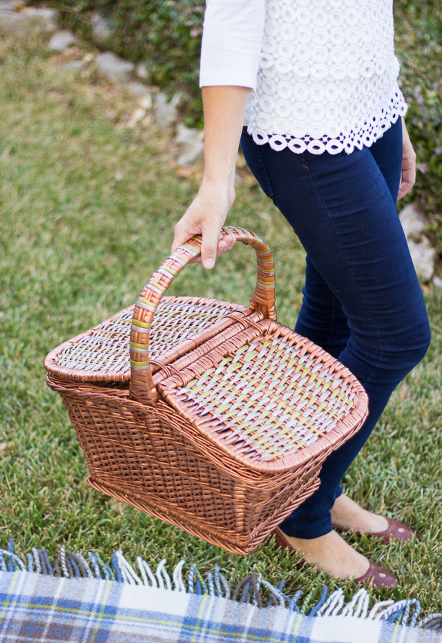 Give a plain wicker picnic basket a mixed metallic makeover!