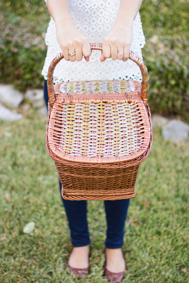 Give a plain wicker picnic basket a mixed metallic makeover!