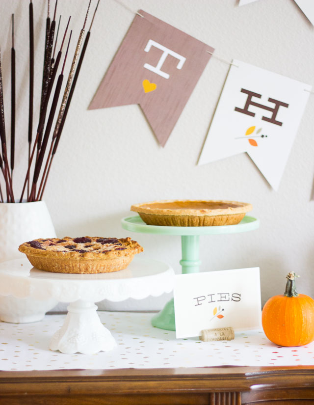 Thanksgiving pie display