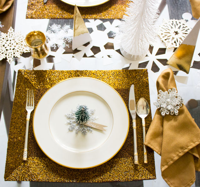 Winter wonderland Christmas table setting