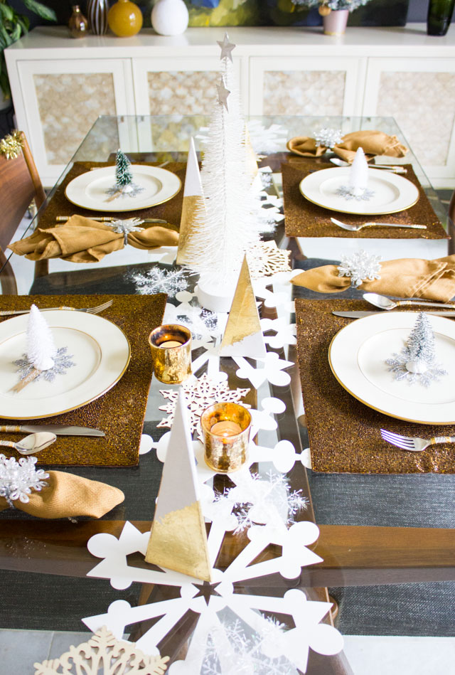 Winter wonderland Christmas table setting