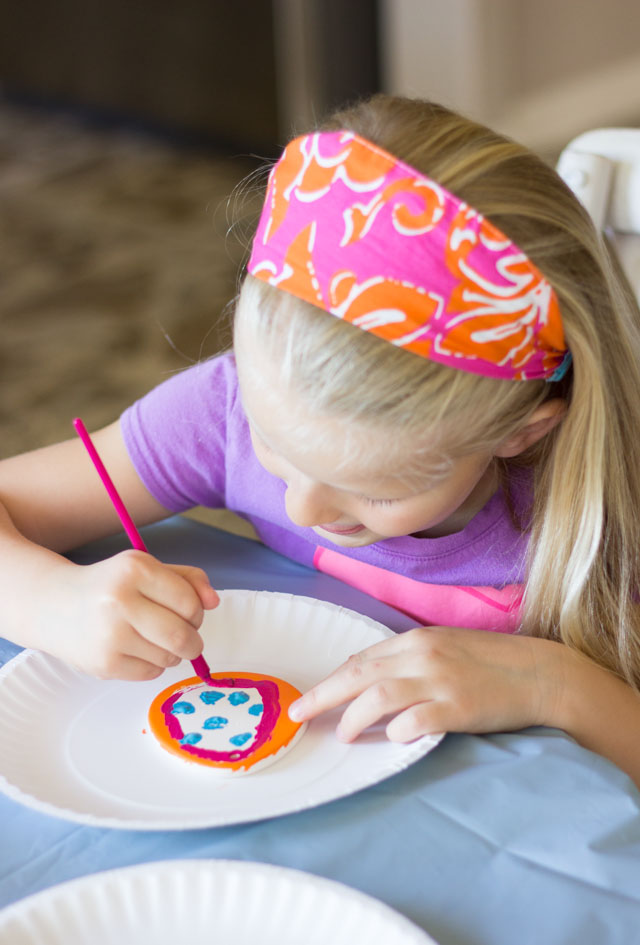 Have kids paint their own egg ornaments and make an Easter egg tree!