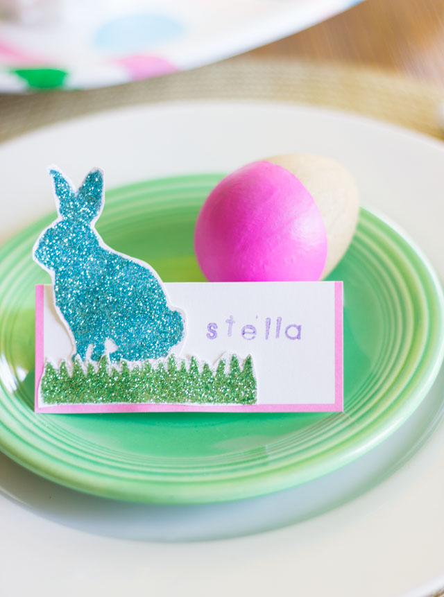 Glittered bunny place cards - perfect for an Easter brunch!