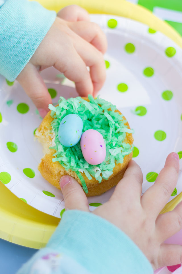 Easter birds nest cakes - made with just a few store bought ingredients!