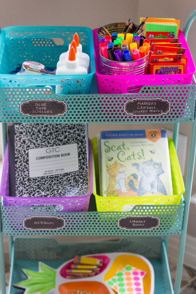 DIY Homework Station - so handy and portable too!