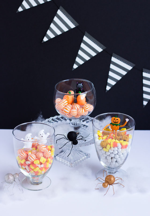 DIY halloween candy terrariums