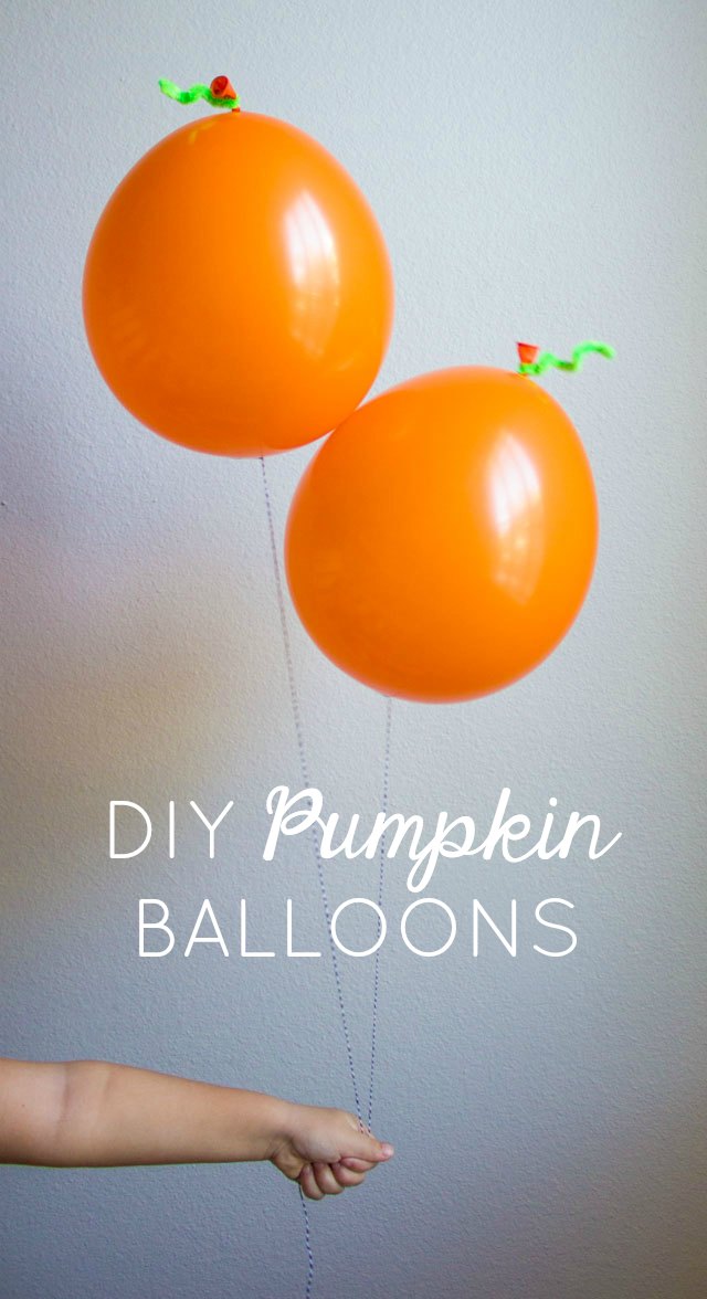 Make these DIY pumpkin balloons for simple Halloween or fall party decor! Make these DIY pumpkin balloons for simple Halloween or fall party decor!