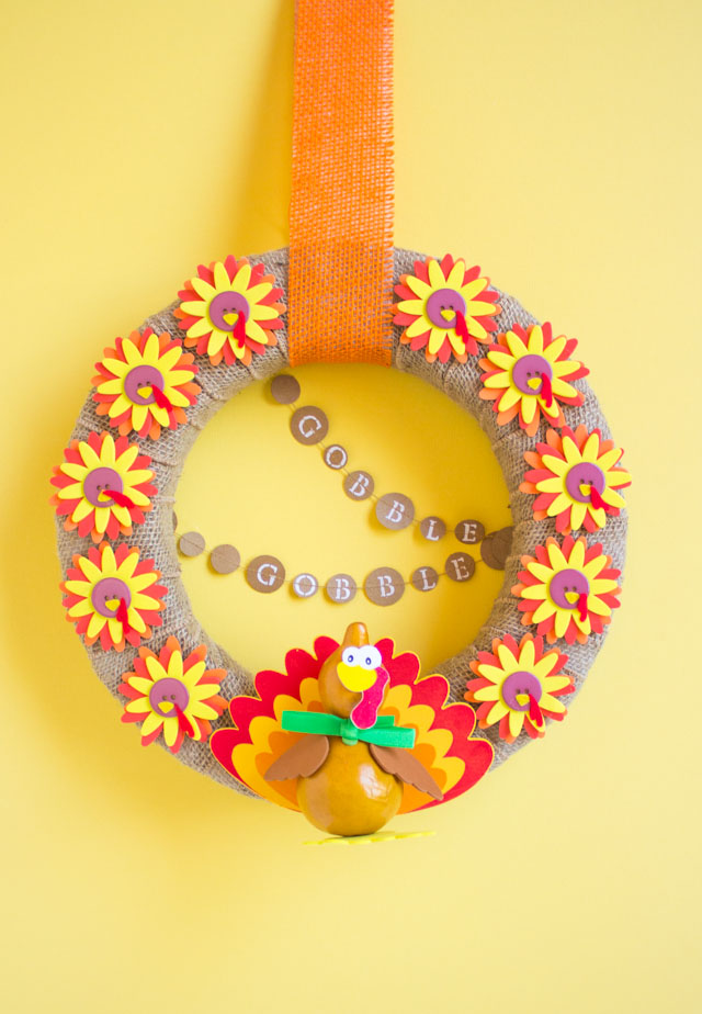 Make a fun turkey wreath for Thanksgiving! Gobble gobble!