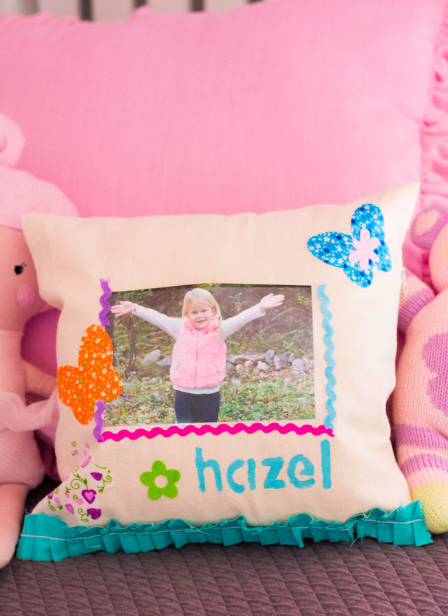 How to make personalized photo pillows #kidspillowcrafts #kidspillows #photopillows