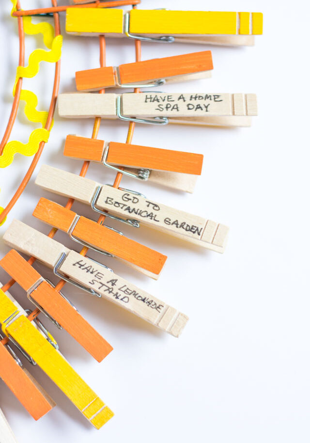 DIY summer bucket list clothespin wreath