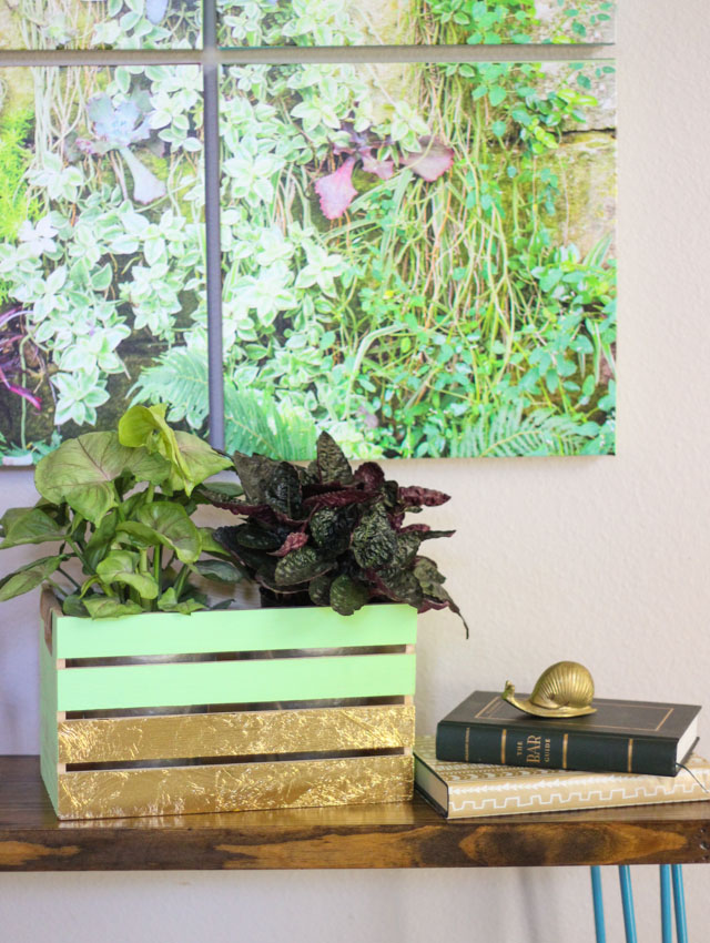 How to make a wood crate plant holder #woodcrate #woodcratecrafts #plantholder