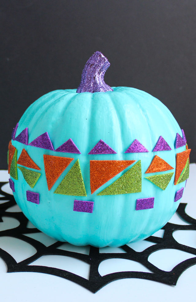Make these modern no-carve pumpkins in minutes with stickers!