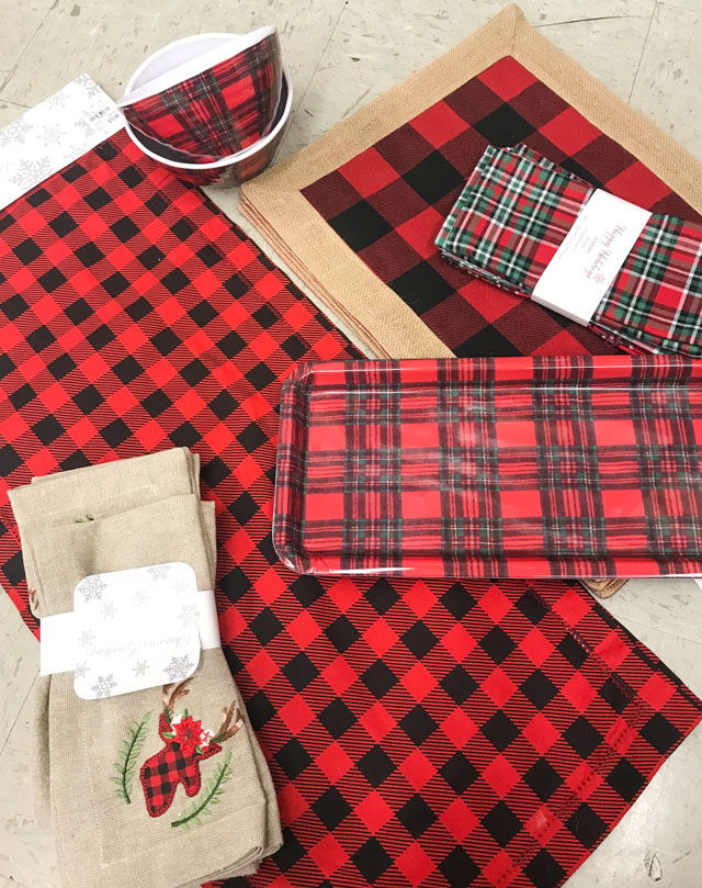 6 Ideas for a Fabulously Plaid Christmas Table - Design Improvised