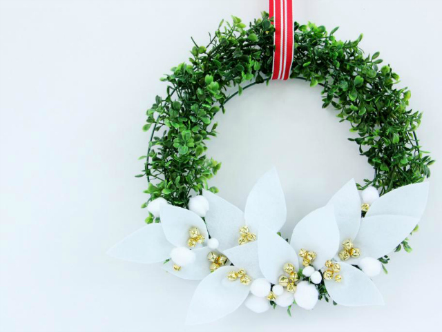 DIY Jingle Bell Wreath