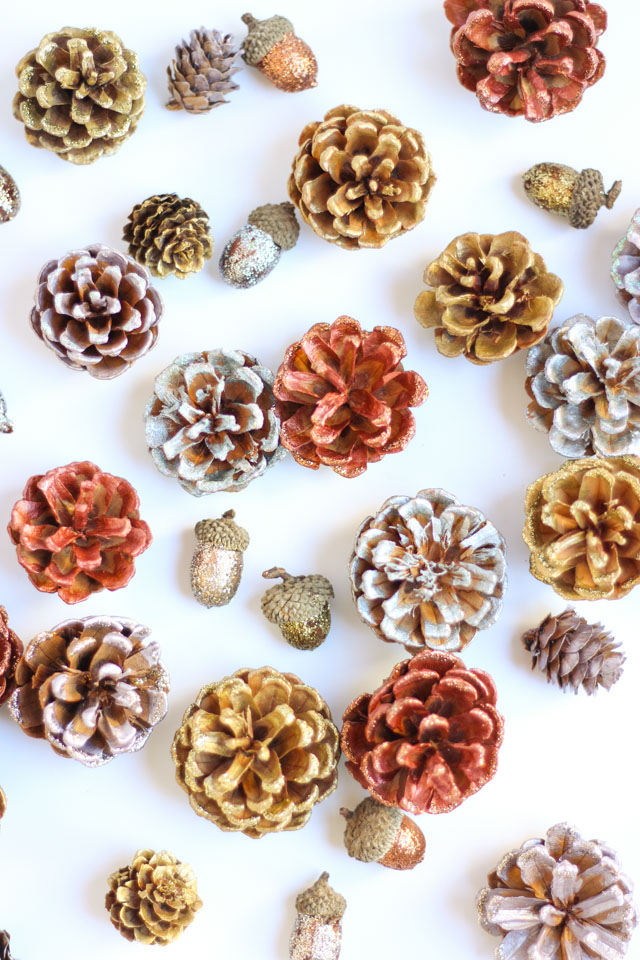 Pinecone craft idea - paint them metallic colors and edge with glitter glue - so pretty!