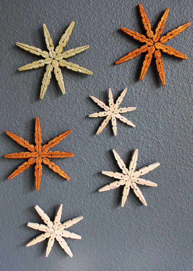 How to make snowflakes from clothespins - so pretty!