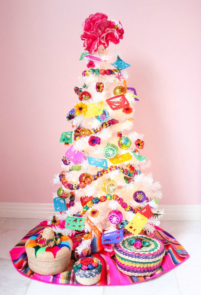 Fiesta Christmas Tree Decorating Ideas