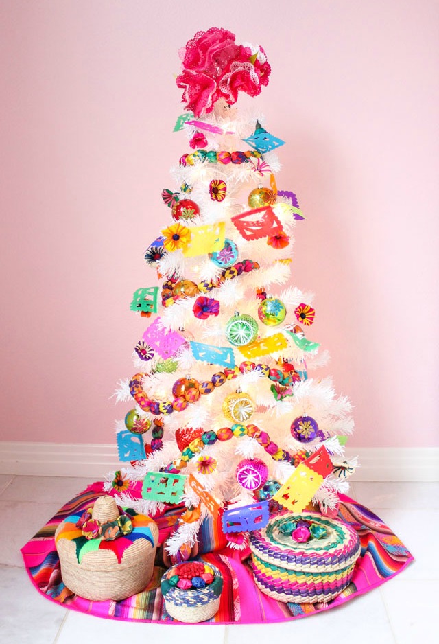 Fiesta Christmas Tree Decorating Ideas - Design Improvised