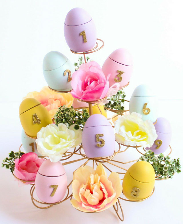 Such a pretty Easter countdown calendar idea! Fill the eggs with candy and an Easter Bible verse. #eastercountdown #eastercalendar #eastercraft