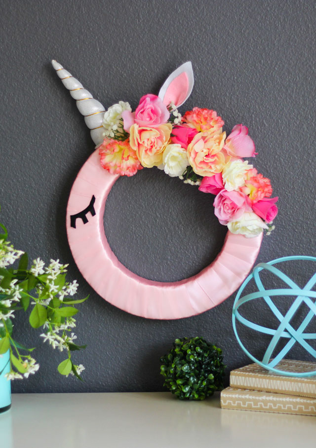 Unicorn Week: Floral Unicorn Wreath