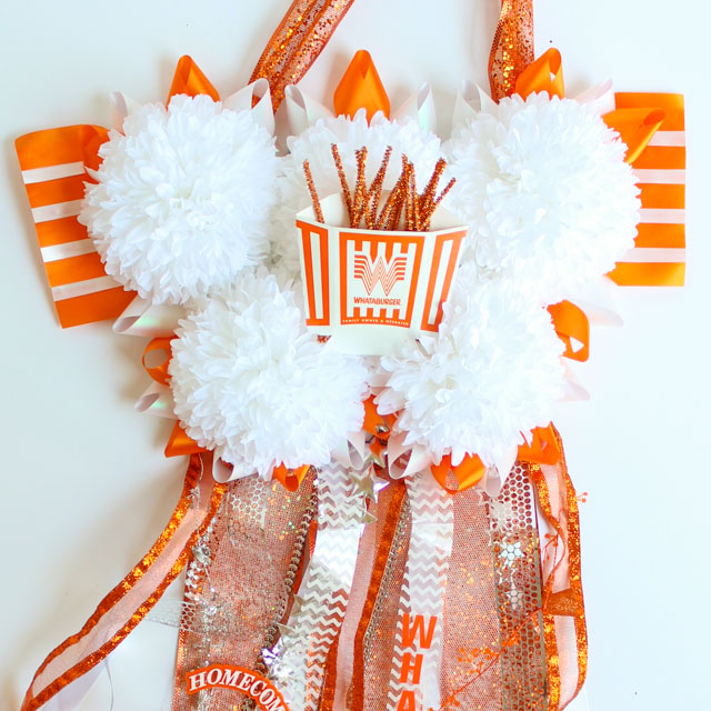 How to make a Texas sized Homecoming mum! #homecomingmum #whatamum #whataburger