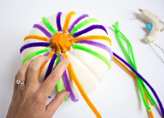 Pipe Cleaner Pumpkin 