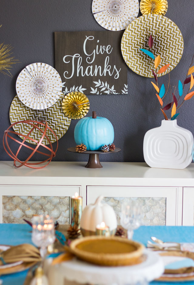 Modern Thanksgiving Table Decor Ideas