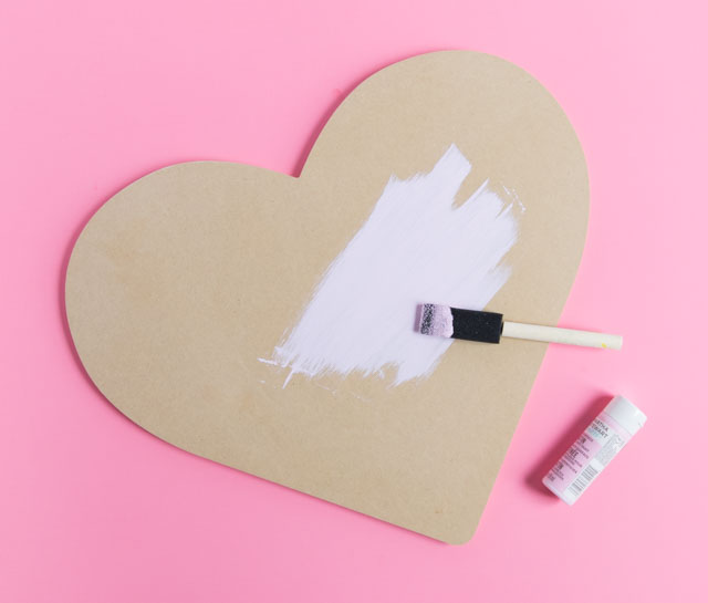 Make these Sweet Wooden Valentine Hearts! - Design Improvised