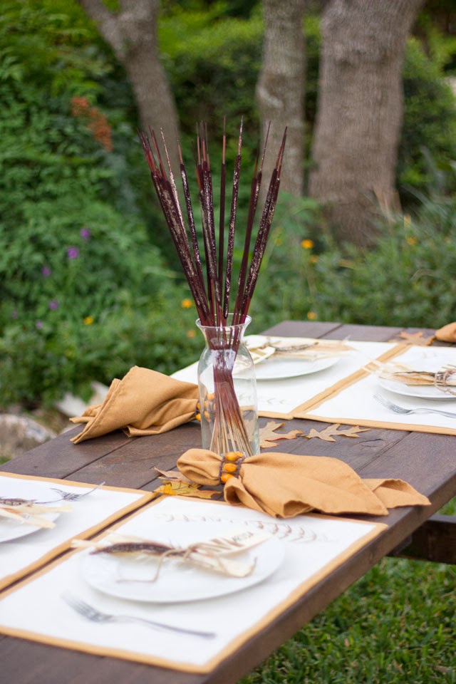Casual outdoor Thanksgiving table