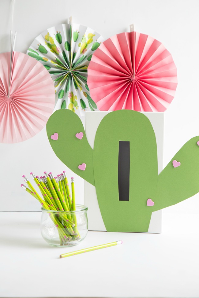 Cactus Valentine Card Shoe Box Decorating Idea