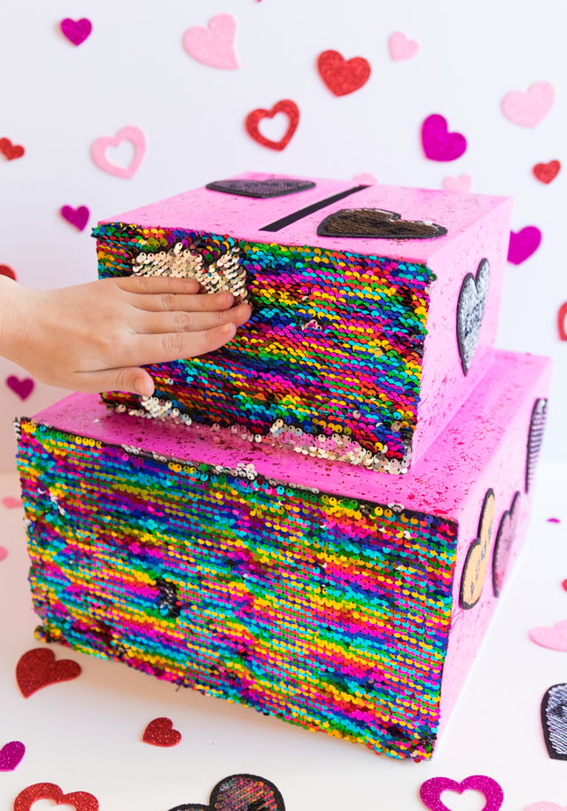 Flip sequin craft idea - Valentine card box