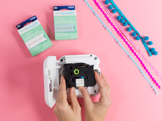 How to use the P-touch Embellish Elite label printer