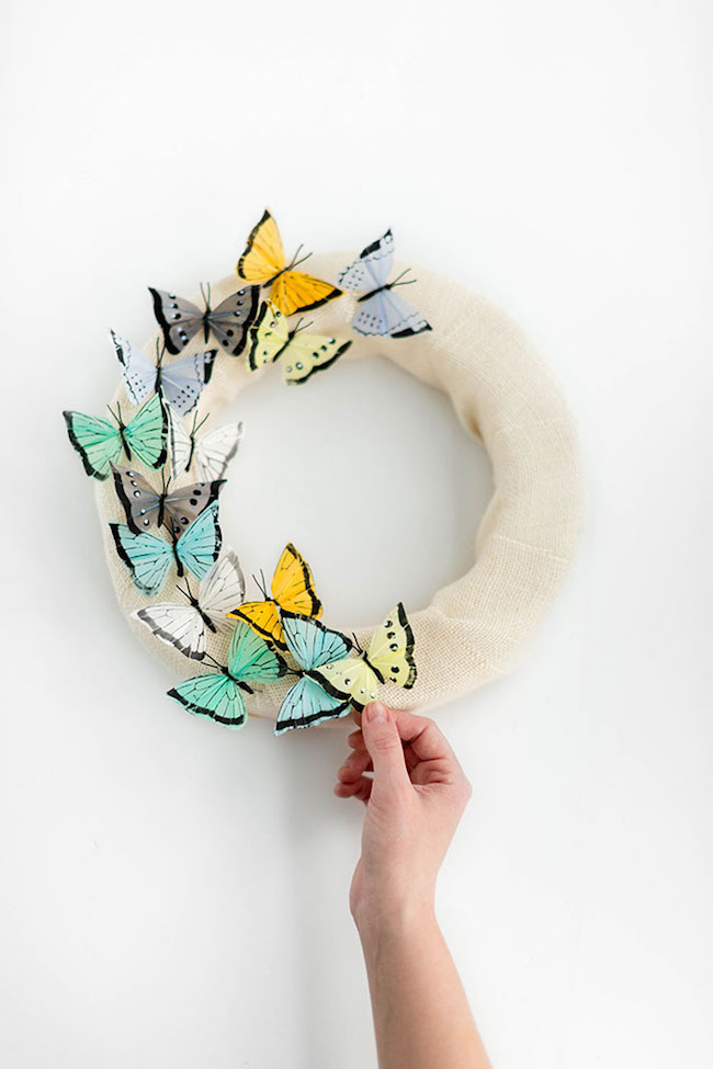 DIY Burlap Butterfly Wreath