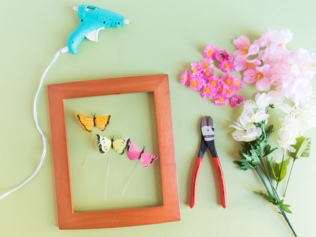 Supplies for DIY flower butterfly picture frames