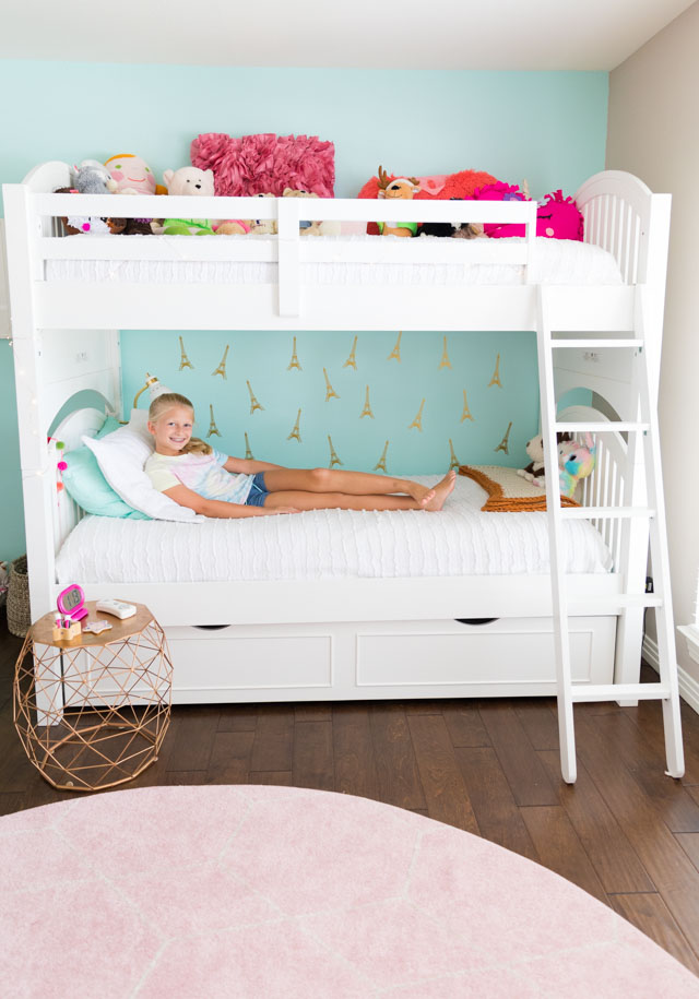 Stella’s Teal Paris Bedroom Reveal!